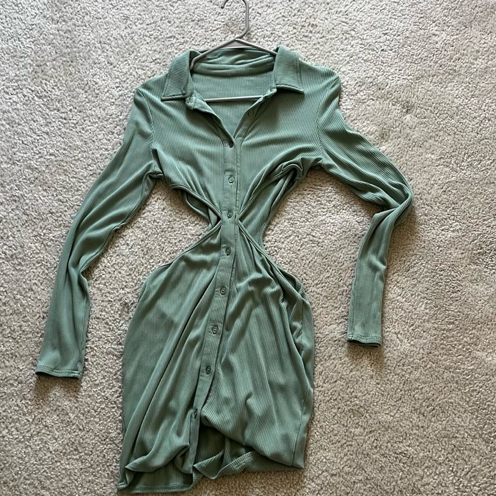 Green collared dress